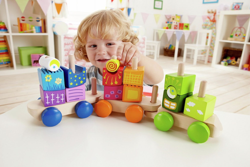 德國 Hape 奇幻小火車積木